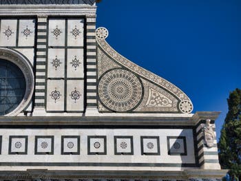 Extérieur de l'église Santa Maria Novella à Florence en Italie