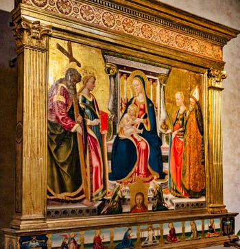 Nicolas Neri di Bicci, Triptyque de la Vierge à l'enfant en trône avec Saint-André, Catherine d'Alexandrie, Sainte Lucie et saint Nicolas, 1466, Basilique Santa Trinita à Florence en Italie