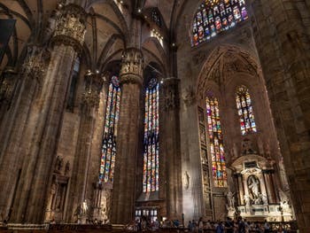 Intérieur du Duomo de Milan en Italie