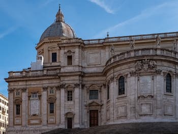Façade arrière de la basilique Sainte Marie Majeure à Rome