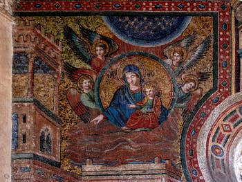 Mosaïques de Gaddo Gaddi, apparition de la Vierge en songe au pape Libère, loge des bénédictions de la Basilique Sainte Marie Majeure