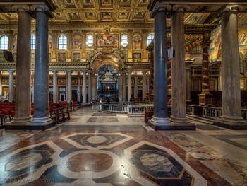 Nef centrale de la Basilique Sainte Marie Majeure à Rome