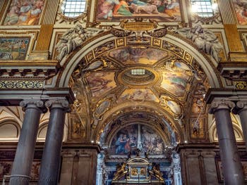 Nef centrale de la Basilique Sainte Marie Majeure à Rome