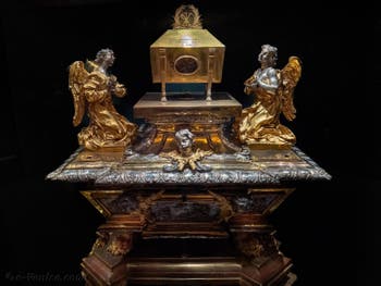 Urne baroque avec la dernière Cène et la déposition du Christ, Musée de la Basilique Sainte Marie Majeure à Rome