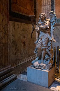 Atelier de Gian Lorenzo Bernini dit le Bernin, Anges, septième chapelle du Panthéon à Rome en Italie