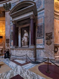 Lorenzo Ottoni, Sainte Anne et la Vierge, sixième édicule du Panthéon à Rome en Italie