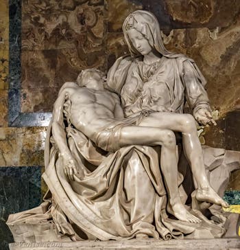La Pietà de Michel-Ange Basilique Saint-Pierre du Vatican à Rome