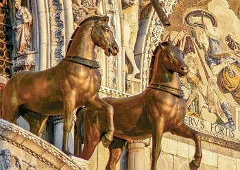 Die Bronzepferde der Quadriga des Markusdoms von Lysippos von Sizilien