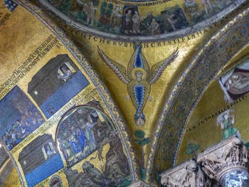 Die Mosaike in der Apsis des Markusdoms in Venedig