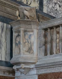 Chaire de l'église Santa Maria dei Miracoli, Sainte Marie des Miracles à Venise
