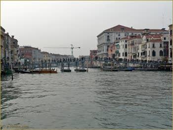 La Fête de la Madona de la Salute à Venise, le pont votif sur le grand canal