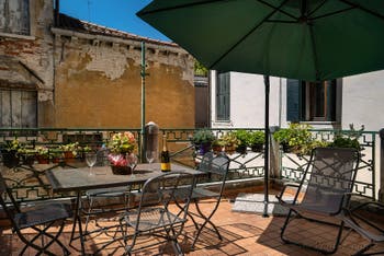 Location Appartement San Fantin Terrasse à Venise en Italie