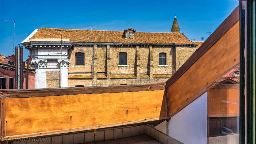 Location Malpaga Terrasse à Venise, la vue sur les toits de Venise