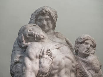 Michel-Ange Buonarroti, Pietà de Palestrina et saint Jean Évangéliste, sculpture marbre de 1547-1559, Galerie de l'Accademia à Florence Italie