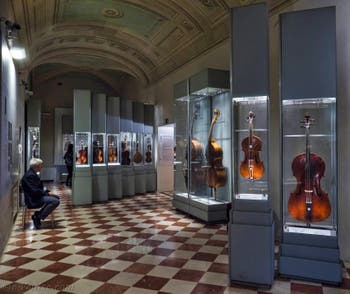Musée des instruments musicaux de la Galerie de l'Accademia à Florence en Italie