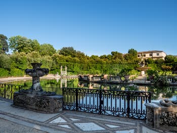L'île du Jardin Boboli et la statue d'Andromède à Florence