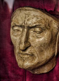 Pietro et Tullio Lombardo, Masque mortuaire de Dante Alighieri, 1483, Palazzo Vecchio à Florence Italie