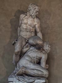 Pierino da Vinci, Samson abat un Philistin, 1550, Cour Michelozzo, Palazzo Vecchio, Florence Italie