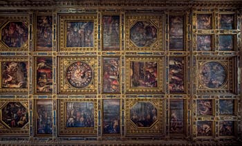 Giorgio Vasari, Giovanni Battista Naldini, Giovanni Stradano, plafond Salle des Cinq Cents, Cinquecento, Palazzo Vecchio à Florence en Italie