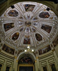Le Palazzo Pitti et les salles de la Galerie Palatina à Florence en Italie