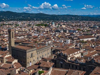 Le Bargello vu depuis la Tour Arnolfo du Palazzo Vecchio à Florence en Italie
