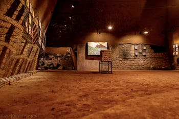 Le Tunnel et les salles de la Galeria Borbonica, le tunnel Bourbon à Naples en Italie