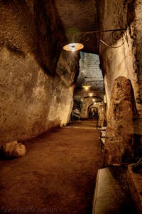 Le Tunnel et les salles de la Galeria Borbonica, le tunnel Bourbon à Naples en Italie