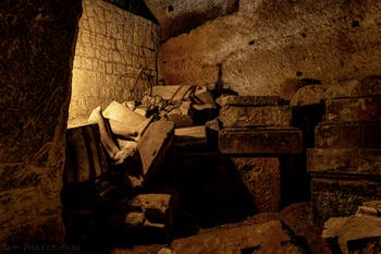 Le Tunnel et les salles de la Galeria Borbonica, le tunnel Bourbon à Naples en Italie
