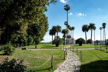 Les jardins du belvédère du palais royal Capodimonte à Naples