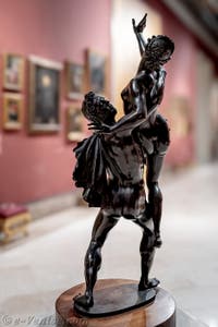 Giambologna, Le rapt d'une Sabine, musée Capodimonte à Naples en Italie