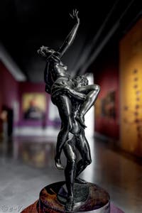 Giambologna, Le rapt d'une Sabine, musée Capodimonte à Naples en Italie