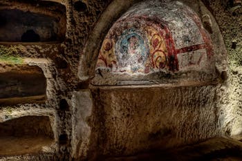 Fresque d'Heleunisius, catacombes de San Gennaro à Naples en Italie