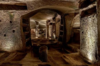 Basilique du niveau supérieur des catacombes de San Gennaro à Naples en Italie