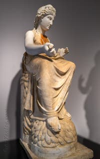 Apollon assis sur un trépied, Herculanum, musée archéologique de Naples en Italie