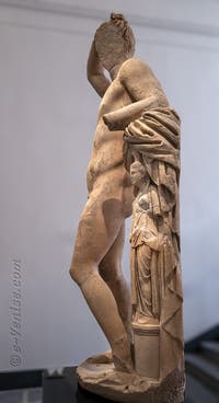 Apollon Lycien, Formia, musée archéologique de Naples en Italie