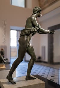 Apollon tirant à l’arc, Temple d'Apollon, Pompéi, musée archéologique de Naples en Italie