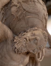 Atlas, Collection Farnèse, musée archéologique de Naples en Italie