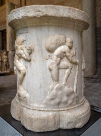 Vendanges et Satyres, Puteoli, musée archéologique de Naples en Italie