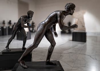 Coureurs, Villa des Papyrus, Herculanum, musée archéologique de Naples en Italie