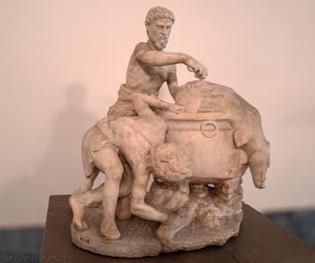 La cuisson du sanglier, Pompéi, Collection Farnèse, musée archéologique de Naples en Italie