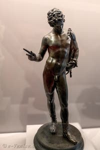 Dionysos Narcisse, Pompéi, musée archéologique de Naples en Italie