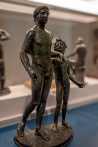 Dionysos et Ampélos, Casa di Pansa, Pompéi, musée archéologique de Naples en Italie