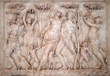 Dionysos ivre avec des satyres et des bacchantes, Collection Farnèse, musée archéologique de Naples en Italie