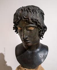 Tête d'un jeune éphèbe, Villa des Papyrus, Herculanum, musée archéologique de Naples en Italie