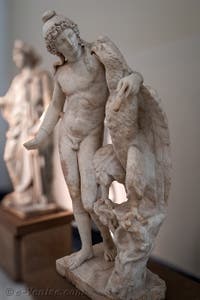 Ganymède et l'aigle, Collection Farnèse, musée archéologique de Naples en Italie