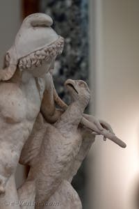 Ganymède et l'aigle, Collection Farnèse, musée archéologique de Naples en Italie