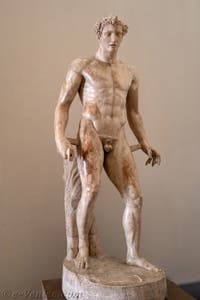 Gladiateur agonisant, Collection Farnèse, musée archéologique de Naples en Italie