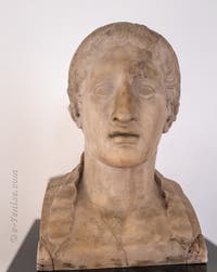 Tête d'Hercule Jeune, Villa des Papyrus, Herculanum, musée archéologique de Naples en Italie