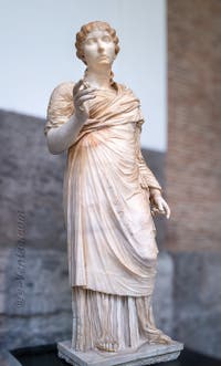 Fille de Nonius Balbus, Herculanum, musée archéologique de Naples en Italie
