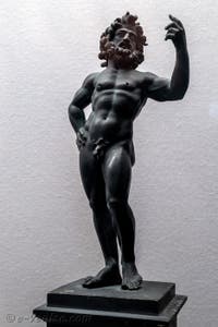 Jupiter tenant un bâton, Herculanum, musée archéologique de Naples en Italie
